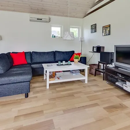 Three-bedroom Holiday In